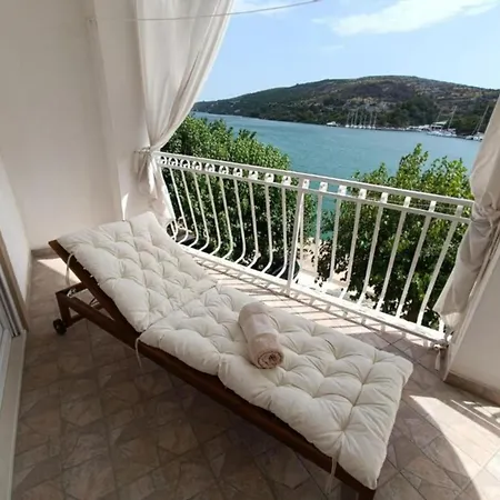 In - Maria Zaton - 2nd Floor Guest house *